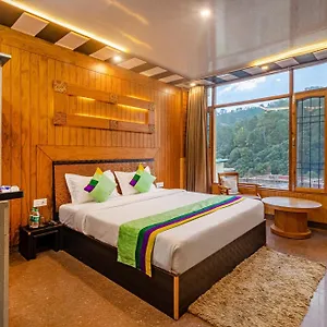 Hotel Treebo Srishti Vaikunth With Mountain View, Shimla
