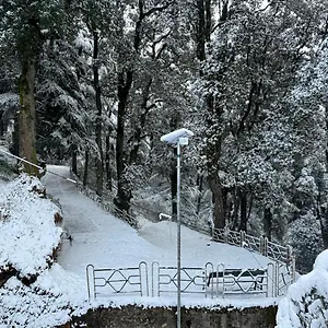 Hotel Jakhu Heights, Shimla