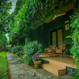Feriested Ecotones By Eden Environs ***